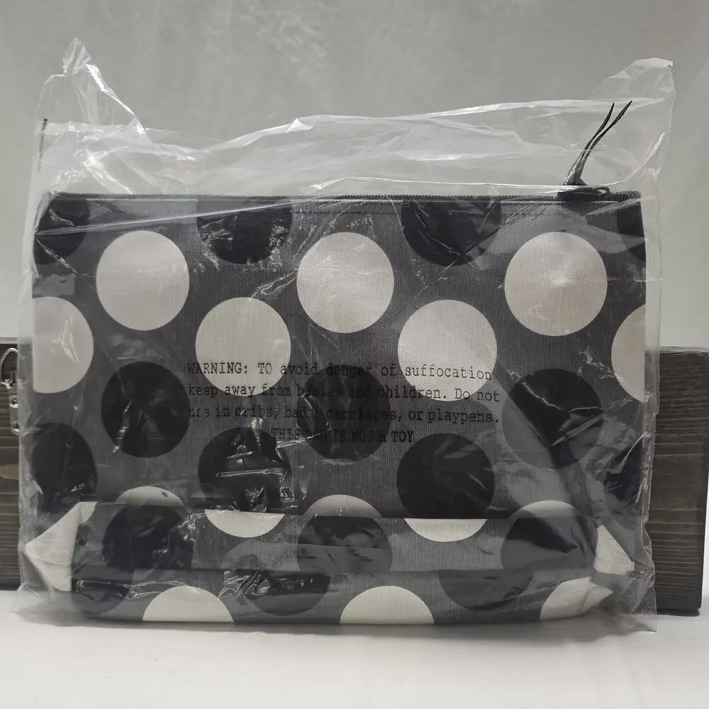 Thirty-One Zipper Pouch, Paparazzi Dot Lightweight New